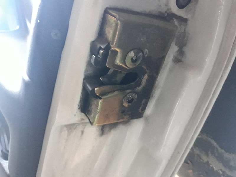 CERRADURA PUERTA DELANTERA DERECHA