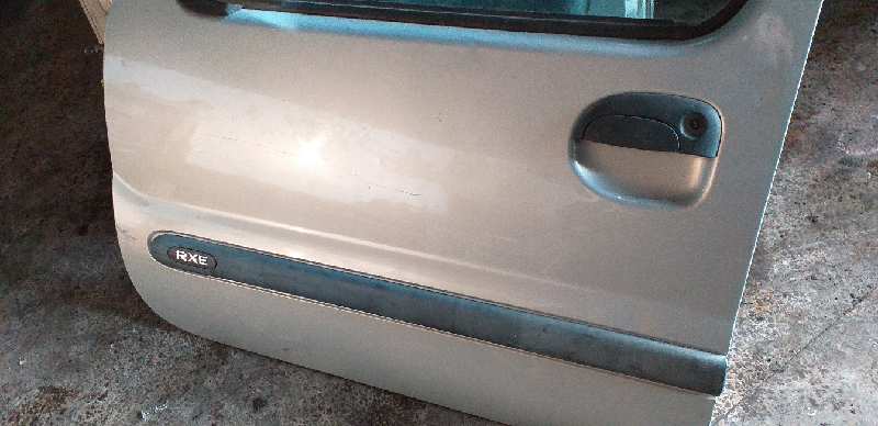 PUERTA DELANTERA IZQUIERDA