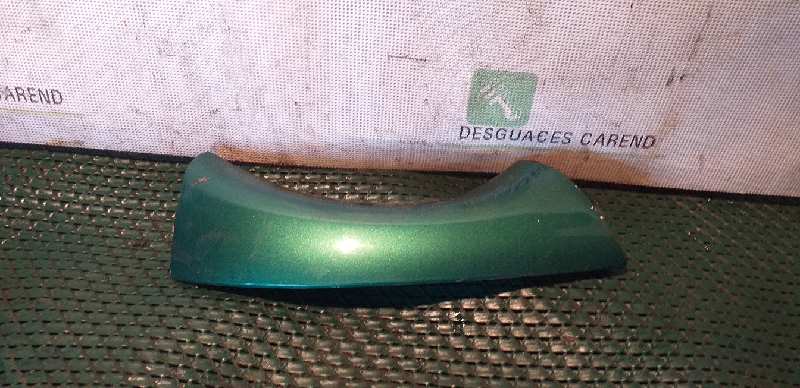 REJILLA PARAGOLPES DERECHA