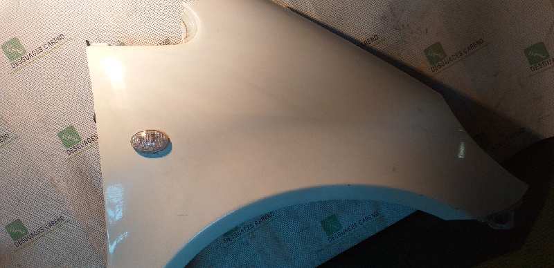 ALETA DELANTERA DERECHA