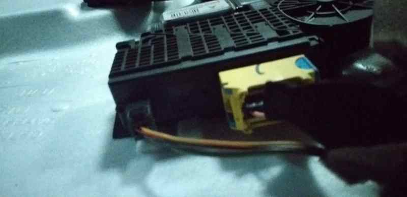 ELEVALUNAS DELANTERO IZQUIERDO