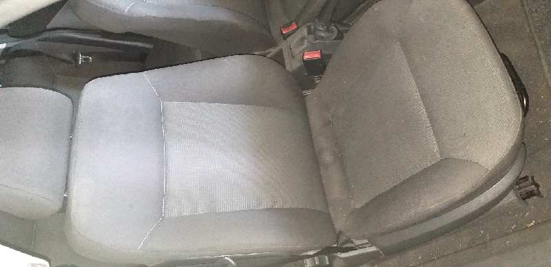 ASIENTO DELANTERO DERECHO