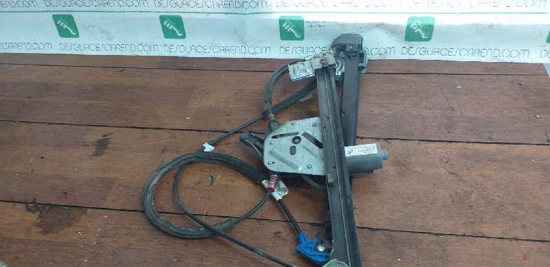 ELEVALUNAS DELANTERO IZQUIERDO