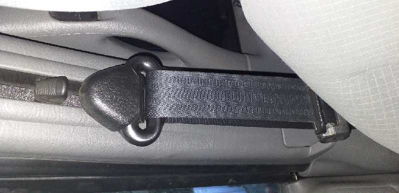 CINTURON SEGURIDAD DELANTERO DERECHO