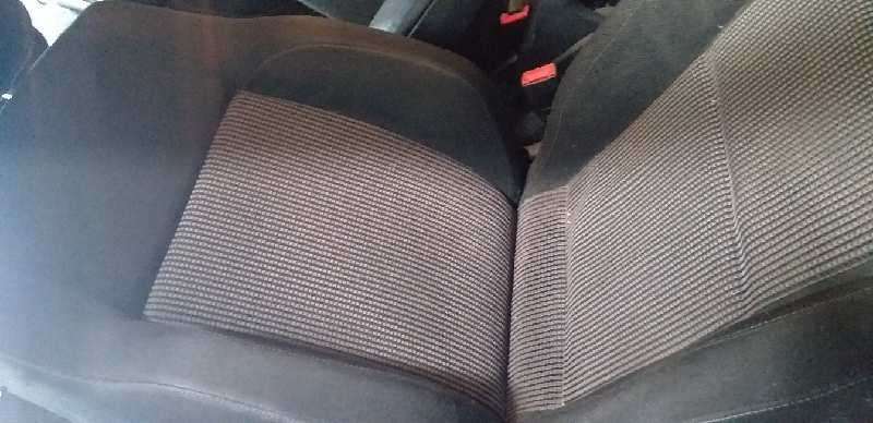 ASIENTO DELANTERO DERECHO