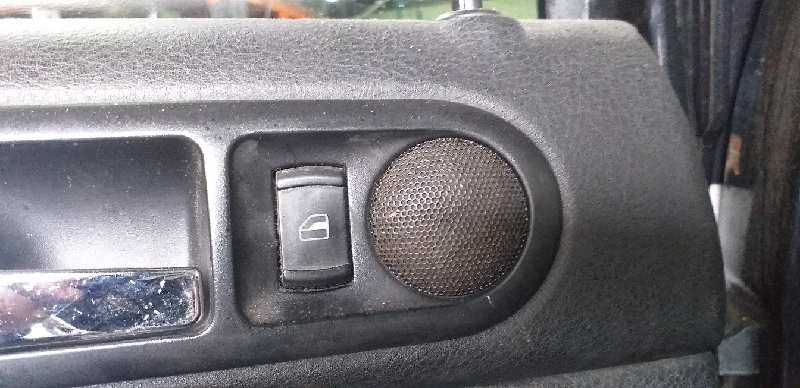 MANDO ELEVALUNAS TRASERO IZQUIERDO