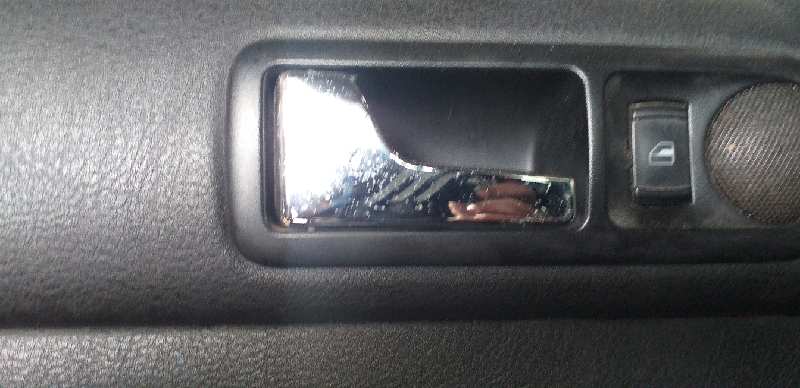 MANETA INTERIOR TRASERA IZQUIERDA