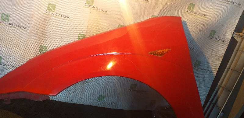 ALETA DELANTERA IZQUIERDA