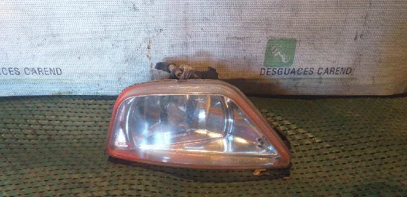 FARO ANTINIEBLA IZQUIERDO