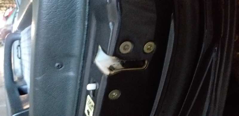 CERRADURA PUERTA TRASERA DERECHA 