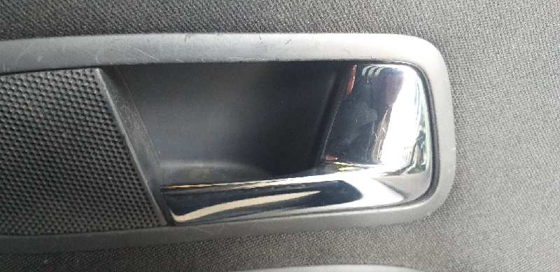 MANETA INTERIOR TRASERA DERECHA