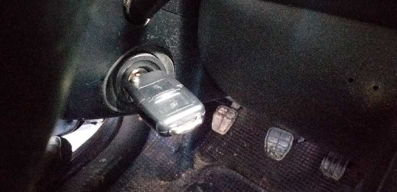 CONMUTADOR DE ARRANQUE