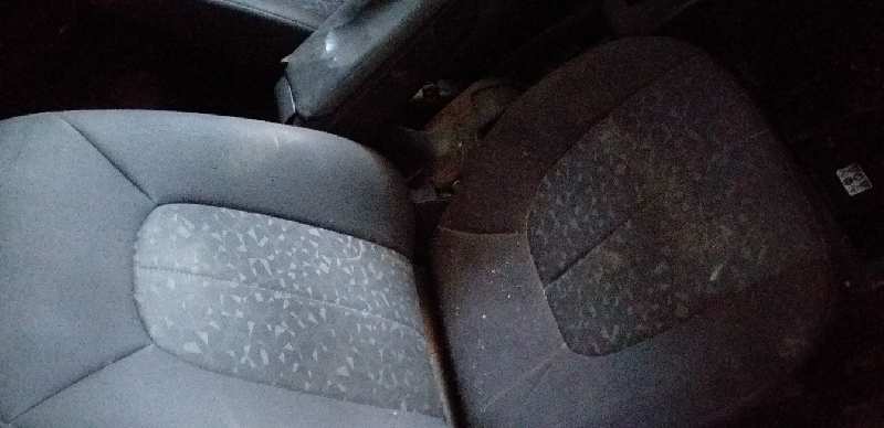 ASIENTO DELANTERO DERECHO
