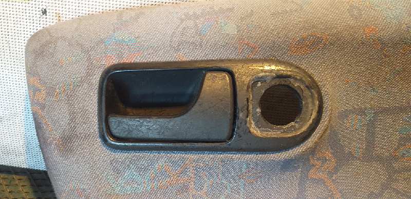 MANETA INTERIOR DELANTERA DERECHA