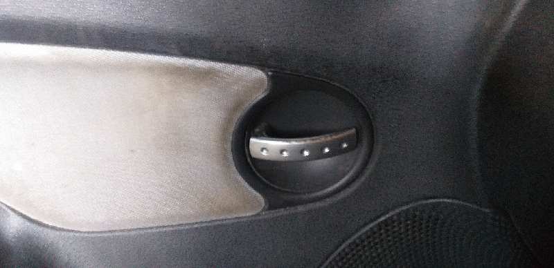 MANETA INTERIOR DELANTERA IZQUIERDA