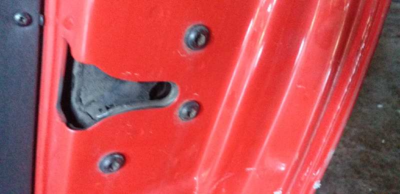 CERRADURA PUERTA DELANTERA DERECHA