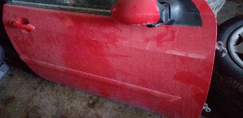 PUERTA DELANTERA DERECHA