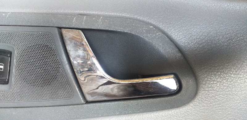 MANETA INTERIOR TRASERA DERECHA