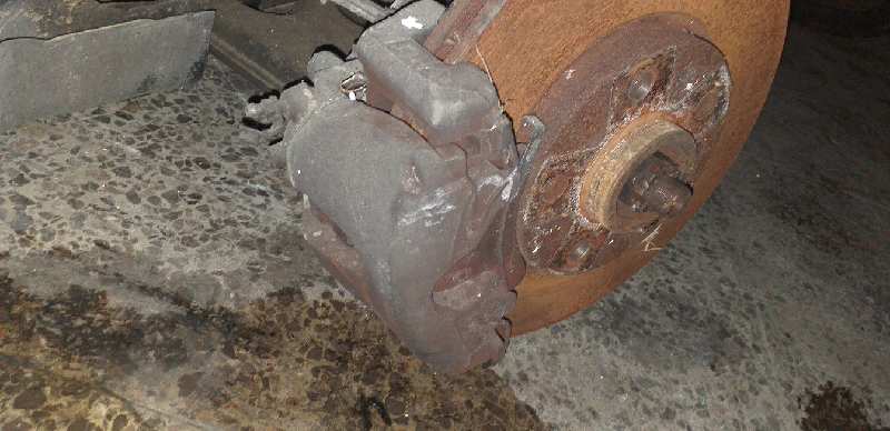 PINZA FRENO DELANTERA IZQUIERDA