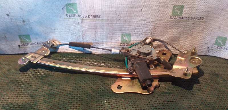 ELEVALUNAS DELANTERO IZQUIERDO