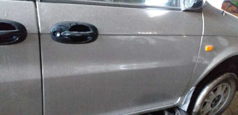 PUERTA DELANTERA DERECHA