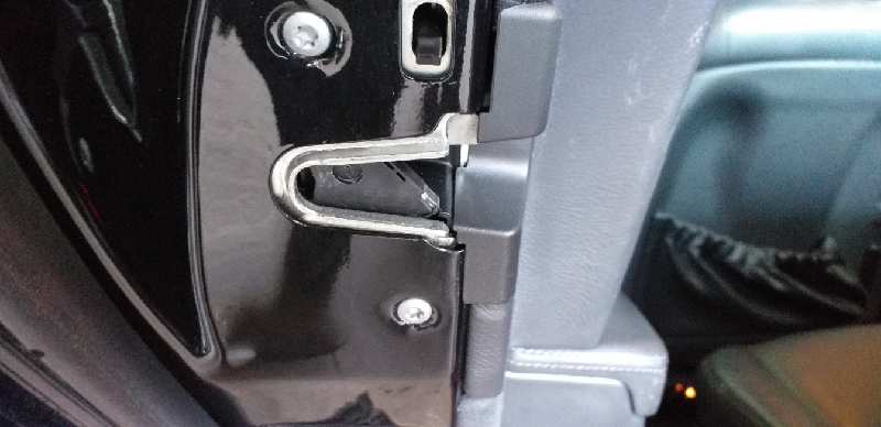 CERRADURA PUERTA TRASERA IZQUIERDA 