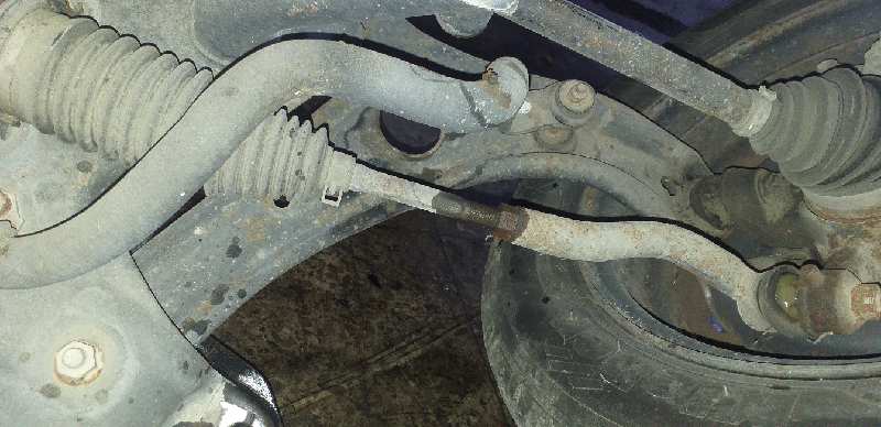 BRAZO SUSPENSION INFERIOR DELANTERO DERECHO
