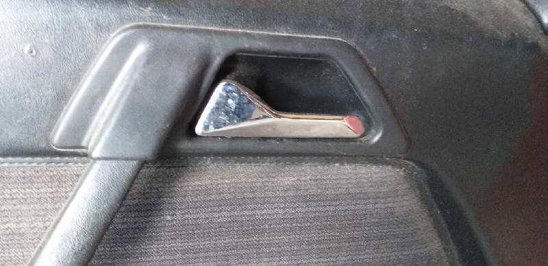 MANETA INTERIOR DELANTERA IZQUIERDA