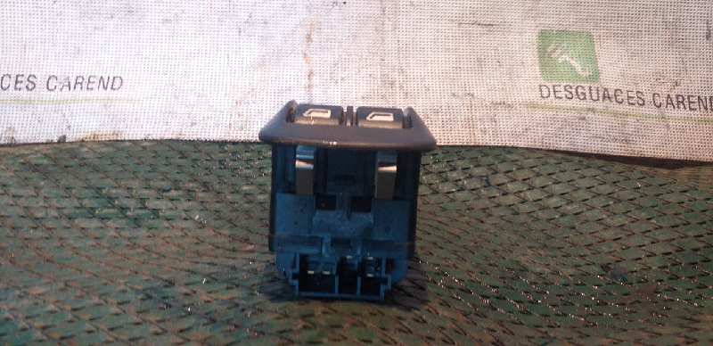 MANDO ELEVALUNAS DELANTERO IZQUIERDO 