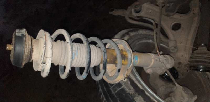 AMORTIGUADOR DELANTERO DERECHO