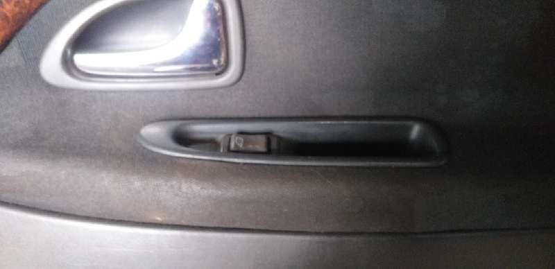 ELEVALUNAS DELANTERO DERECHO