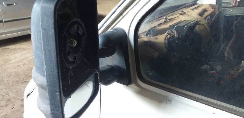 RETROVISOR IZQUIERDO