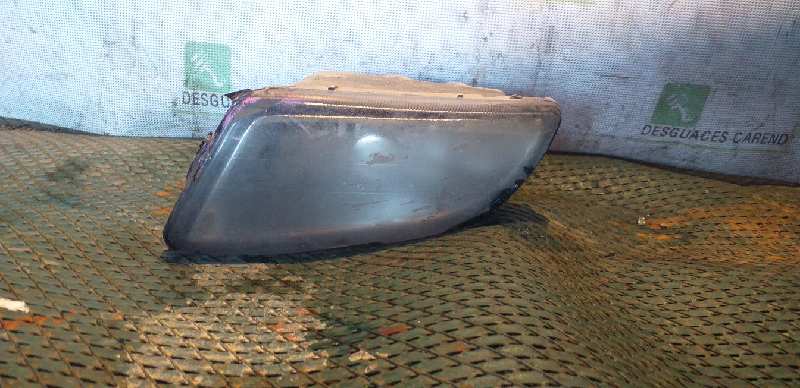 FARO ANTINIEBLA IZQUIERDO