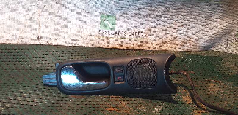 MANETA INTERIOR DELANTERA IZQUIERDA