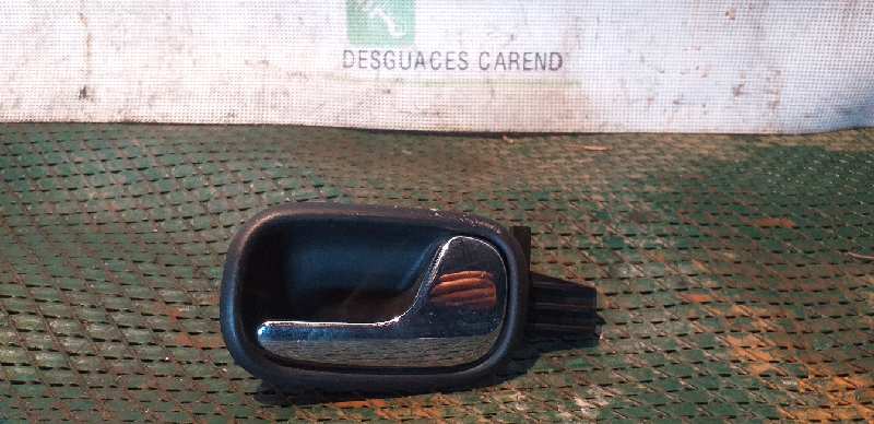 MANETA INTERIOR TRASERA DERECHA