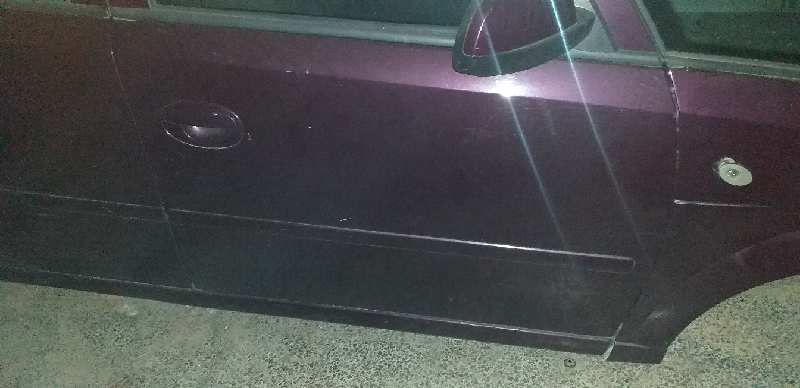 PUERTA DELANTERA DERECHA