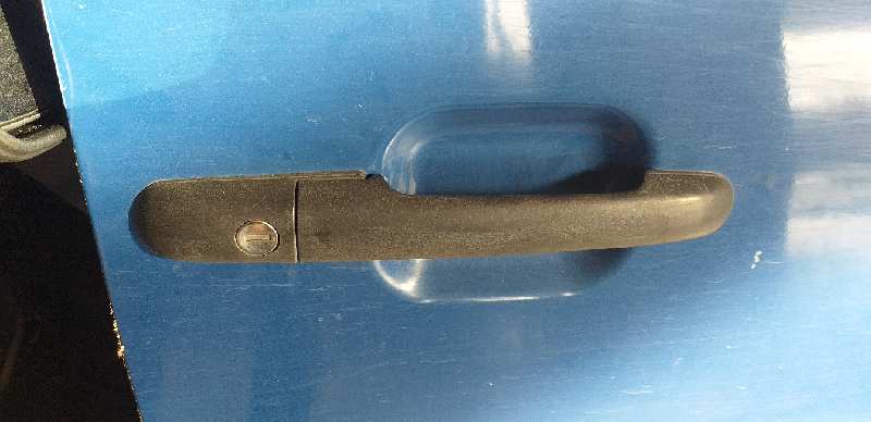 MANETA EXTERIOR DELANTERA DERECHA