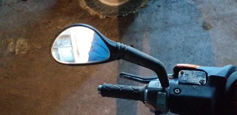 RETROVISOR IZQUIERDO