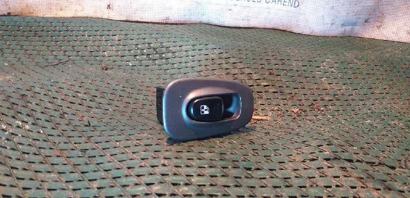 MANDO ELEVALUNAS TRASERO DERECHO