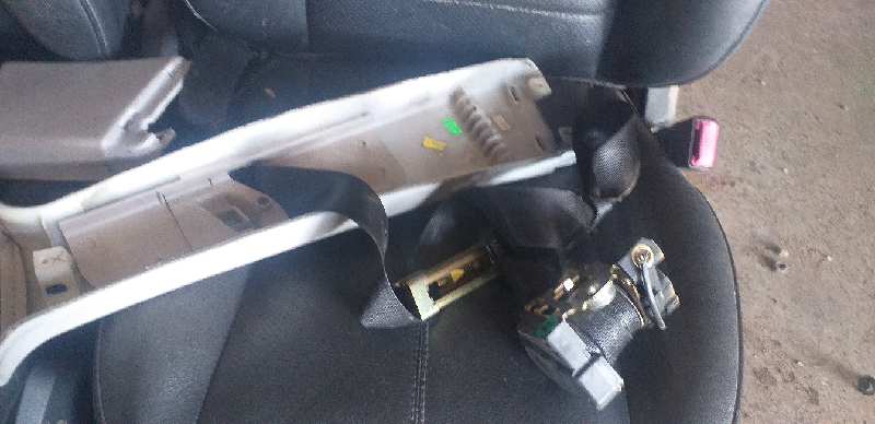 CINTURON SEGURIDAD DELANTERO DERECHO