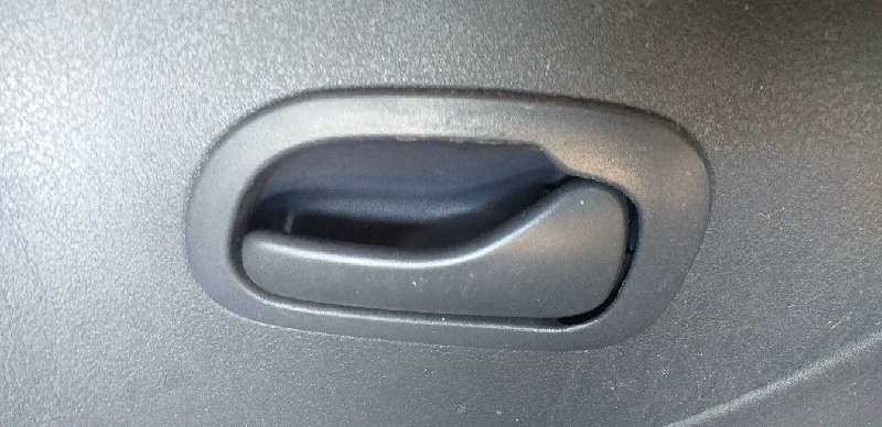 MANETA INTERIOR DELANTERA DERECHA