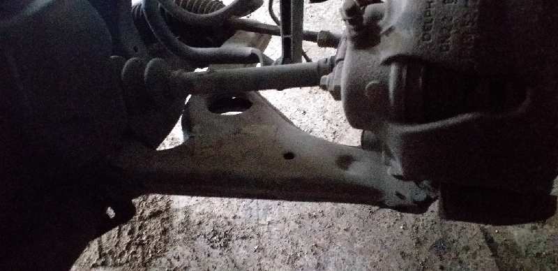 BRAZO SUSPENSION INFERIOR DELANTERO IZQUIERDO