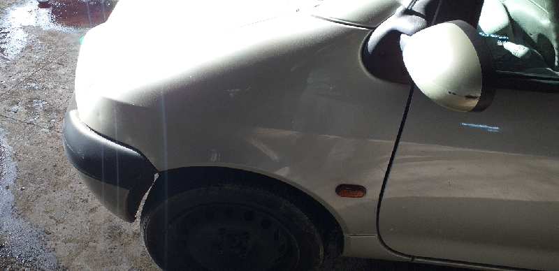 ALETA DELANTERA IZQUIERDA