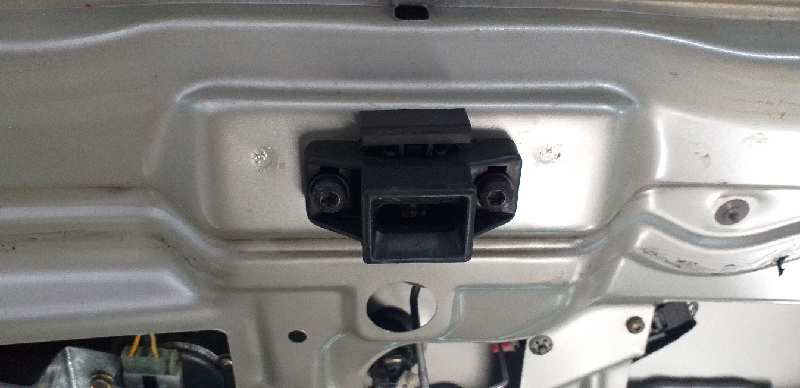 CERRADURA MALETERO / PORTON