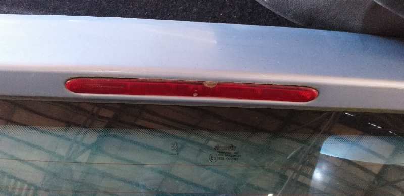 LUZ CENTRAL DE FRENO