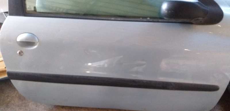 PUERTA DELANTERA DERECHA