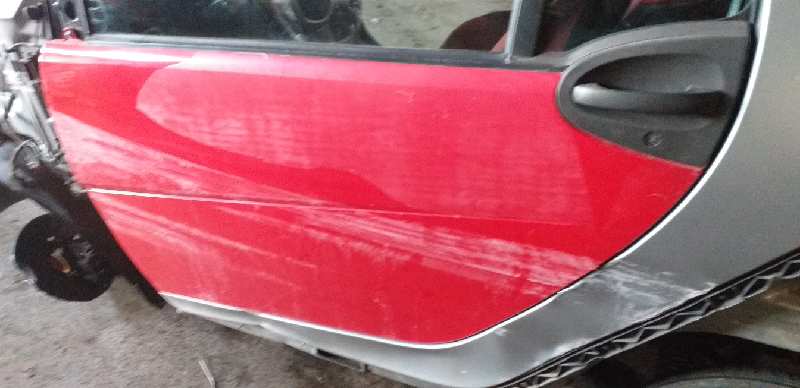 PUERTA DELANTERA IZQUIERDA