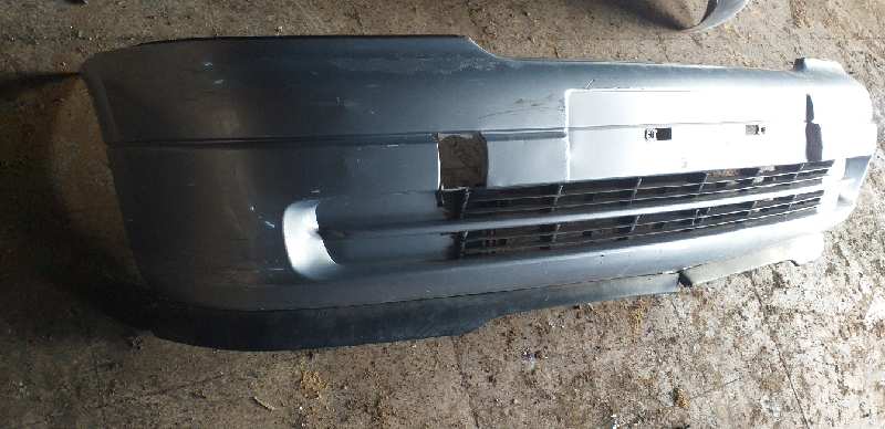 PARAGOLPES DELANTERO