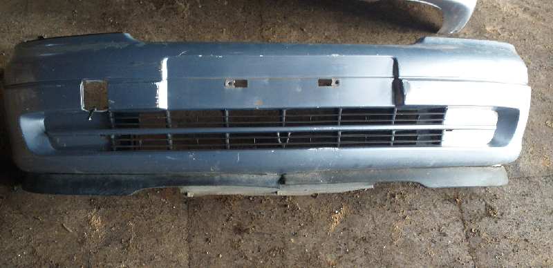 PARAGOLPES DELANTERO