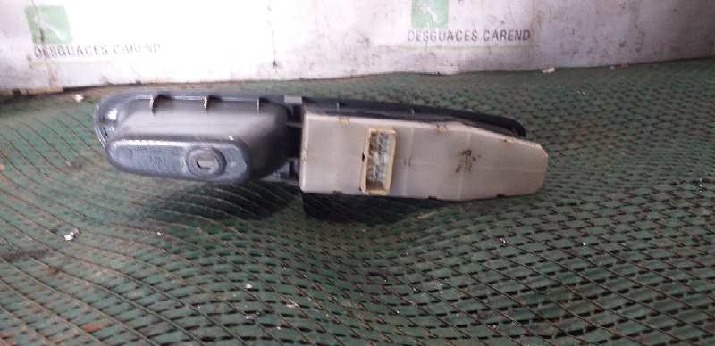 MANDO ELEVALUNAS DELANTERO IZQUIERDO 